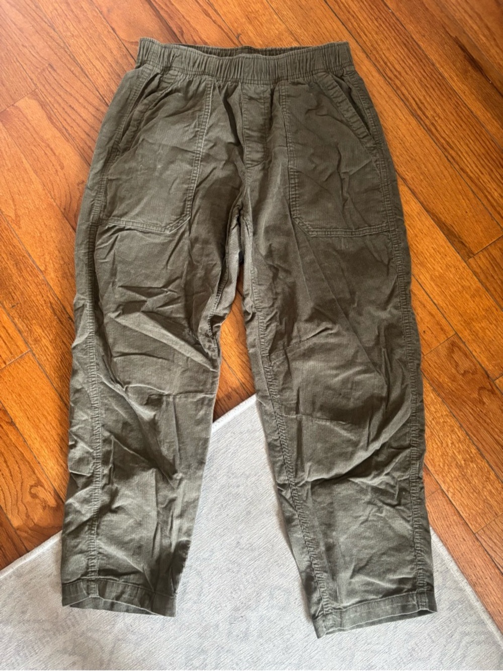Old Navy Olive Drawstring Relaxed Women's Chinos